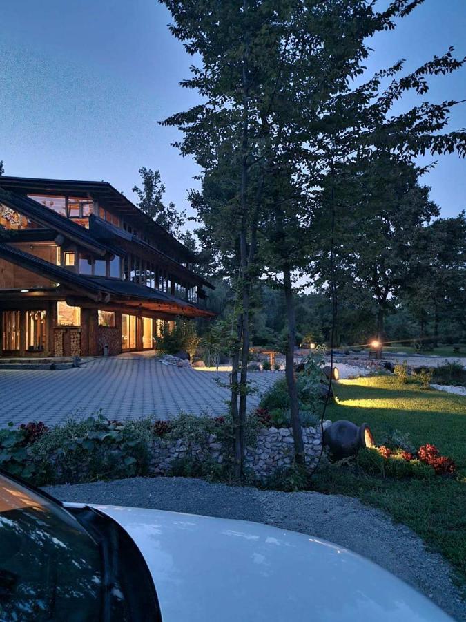 Guest House Mala Prica Zivinice Exteriér fotografie