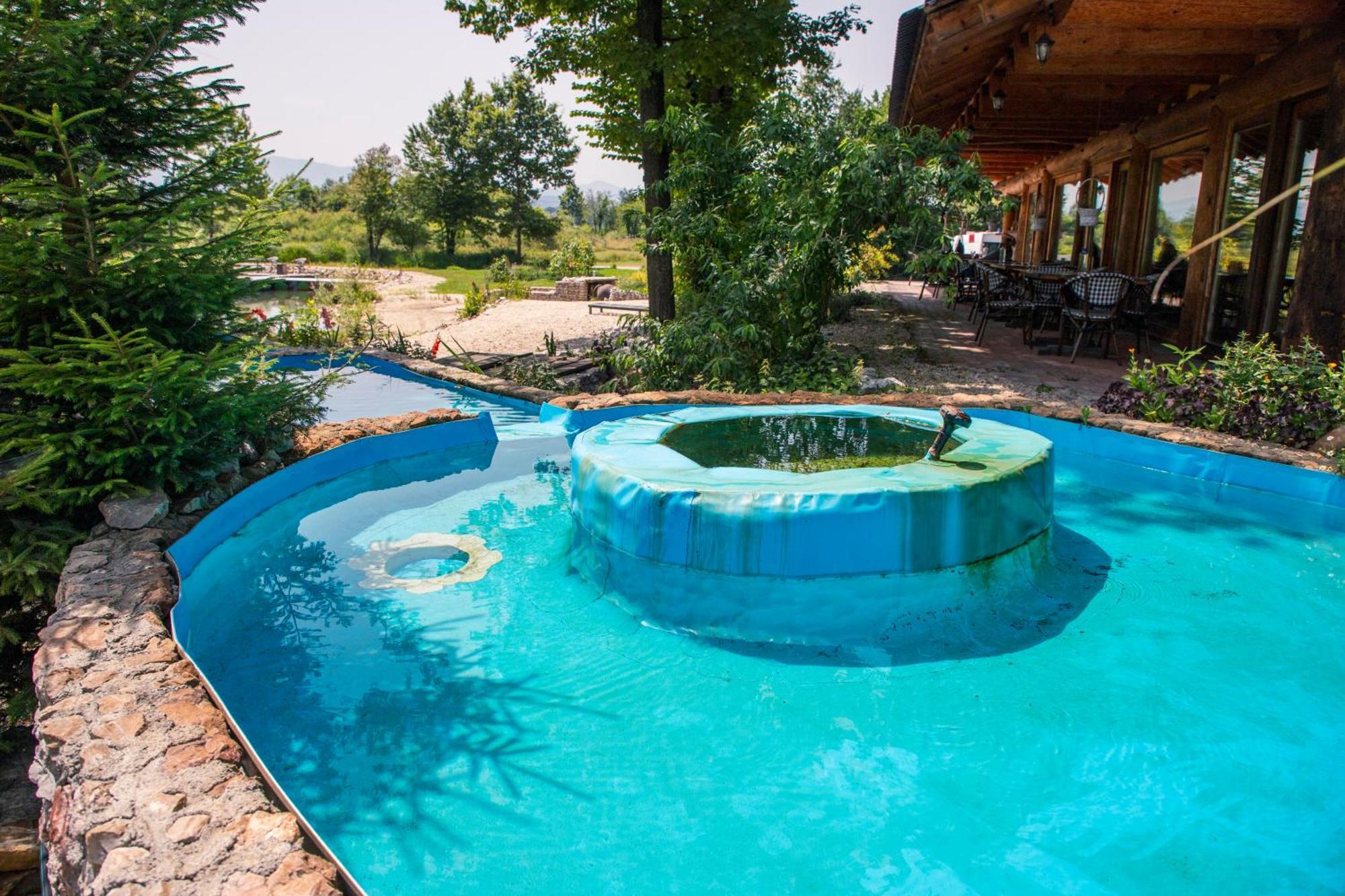 Guest House Mala Prica Zivinice Exteriér fotografie